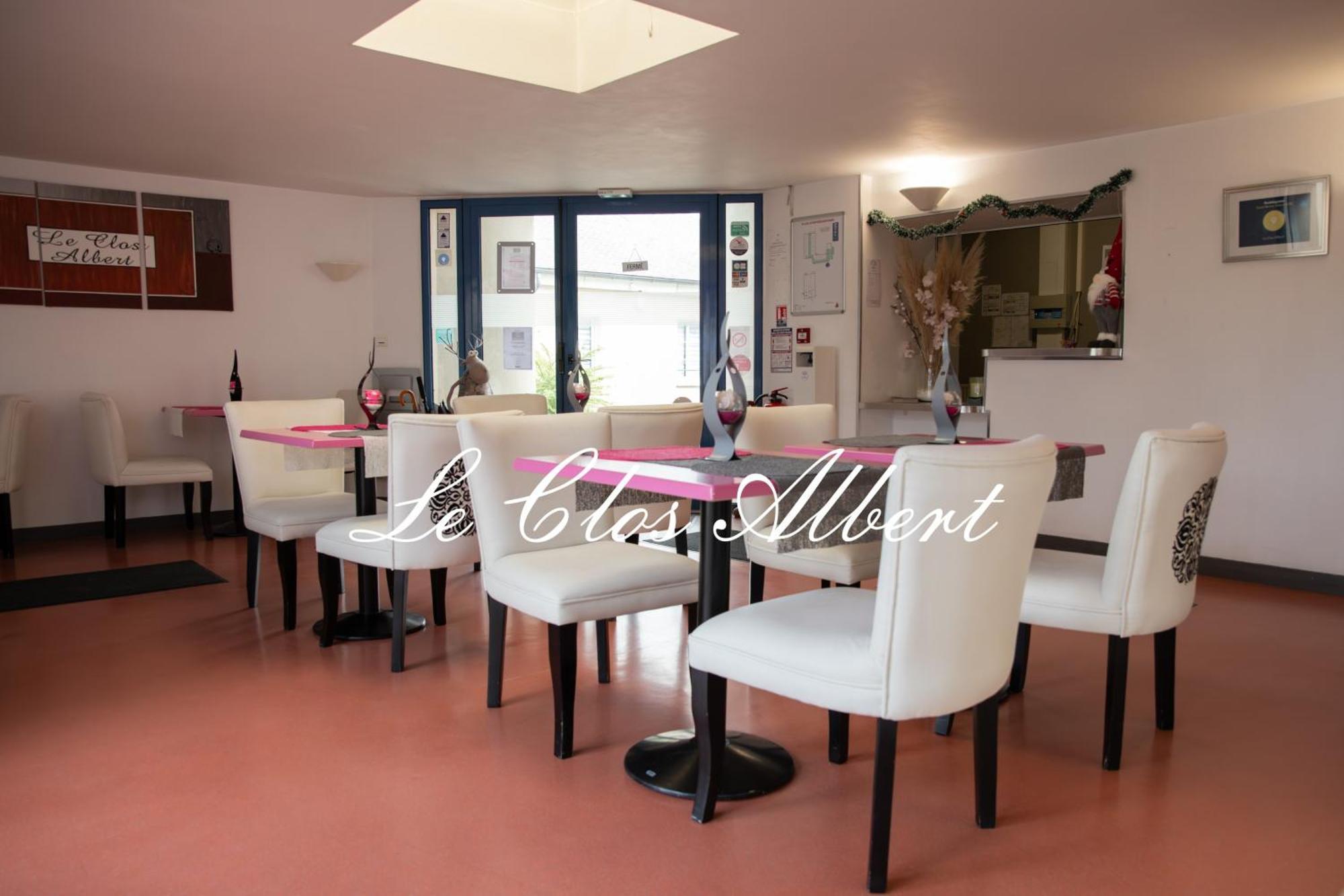 Le Clos Albert Loudun Exteriér fotografie